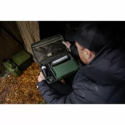 RidgeMonkey Ruggage Compact Accessory Case 330 -Accessoires de tente Soldes Magasin Over20shoulder20zoomed20out 550x550w