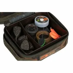 Fox Camolite Compact Rigid Lead & Bits Bag 11 Fox Camolite Compact Rigid Lead & Bits Bag -Accessoires de tente Soldes Magasin clu439 camolite leads bag contents detail 2 550x550w