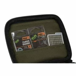 Sac De Plombs Et Embouts Rigides Compacts Fox R Series 11 Sac De Plombs Et Embouts Rigides Compacts Fox R Series -Accessoires de tente Soldes Magasin clu440 r series leads bag flap contents detail 550x550w